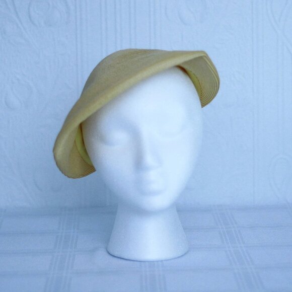30's to 50's lemon yellow summer straw hat - small medium - Picture 1 of 5